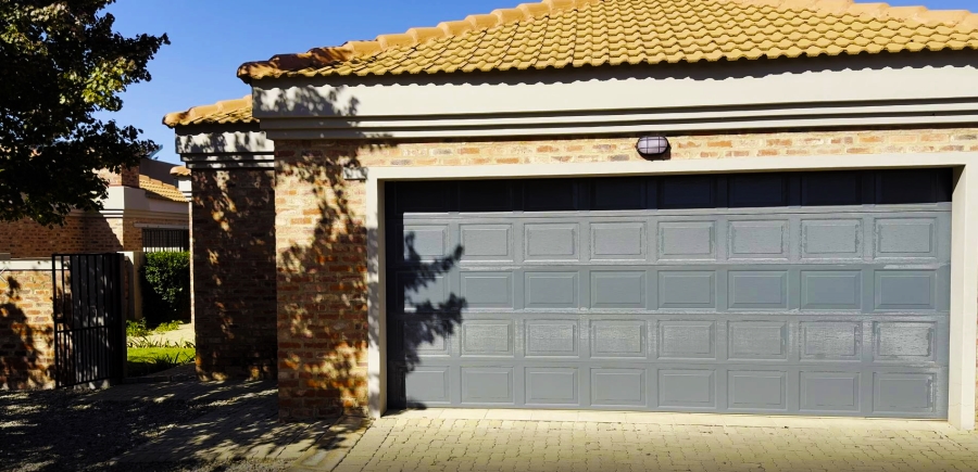 2 Bedroom Property for Sale in Baillie Park North West